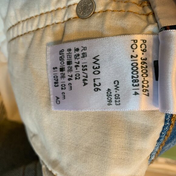 Levi's 501 Straight Ankle Jeans - Size 30 - Picture 11 of 12